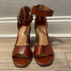 Wedge reddish brown leather sandals